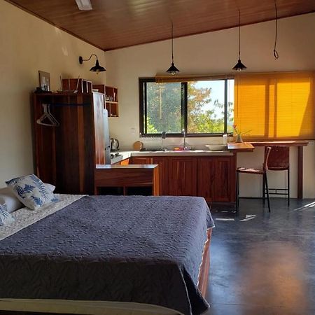 Cabina Brisa Escondida - Walking Distance From River Savegre Екстериор снимка