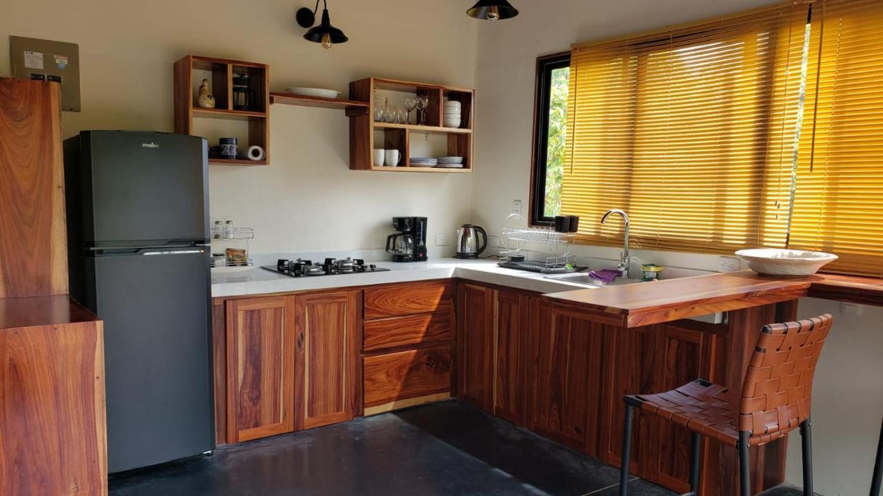 Cabina Brisa Escondida - Walking Distance From River Savegre Екстериор снимка