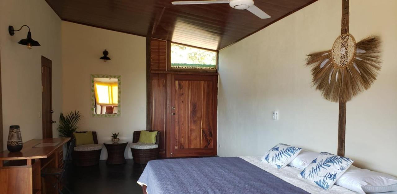 Cabina Brisa Escondida - Walking Distance From River Savegre Екстериор снимка